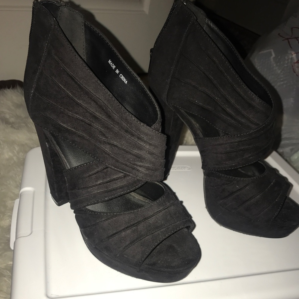 Black heals